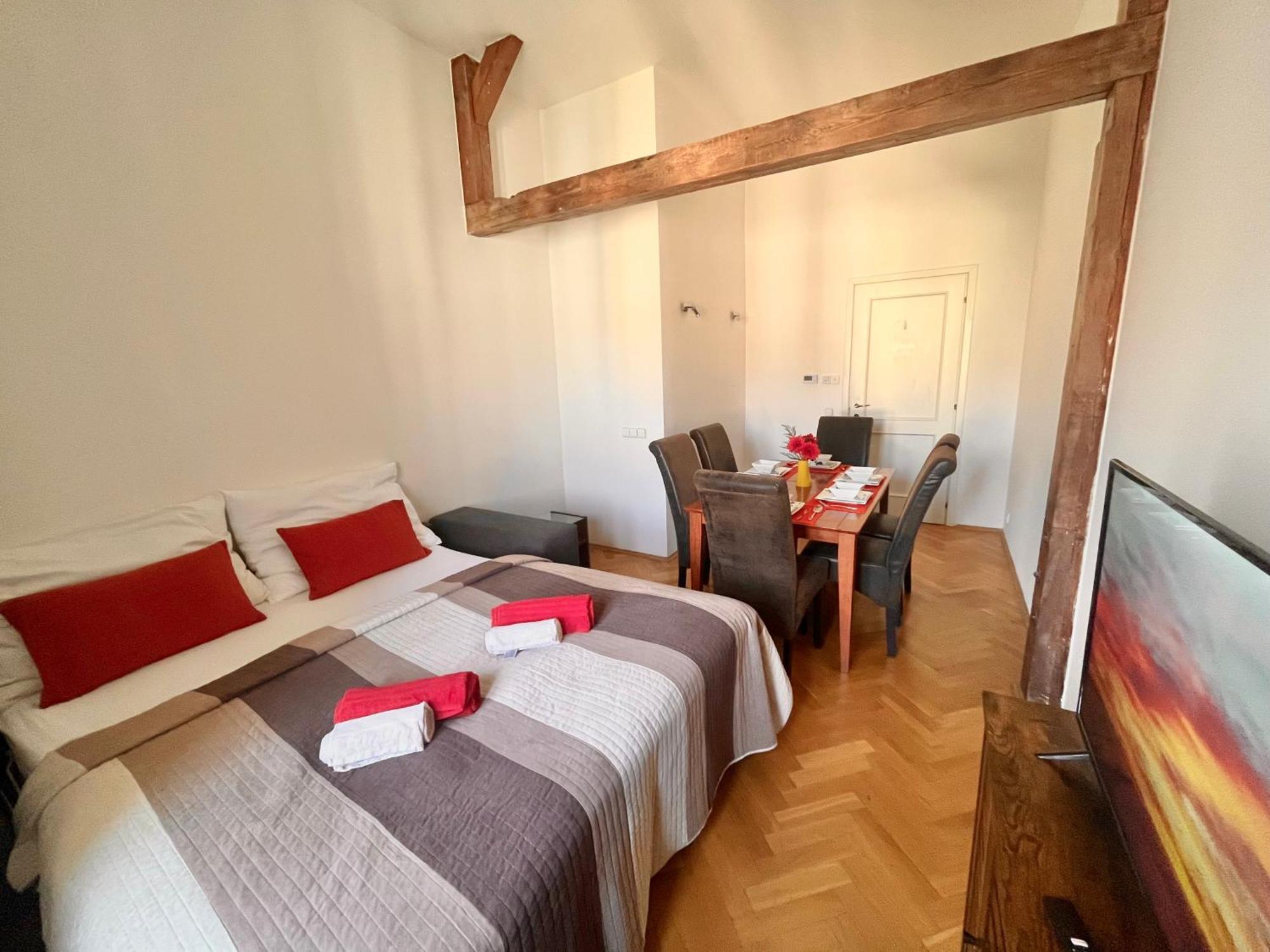 Riverbridge Apartments Praga Exterior foto