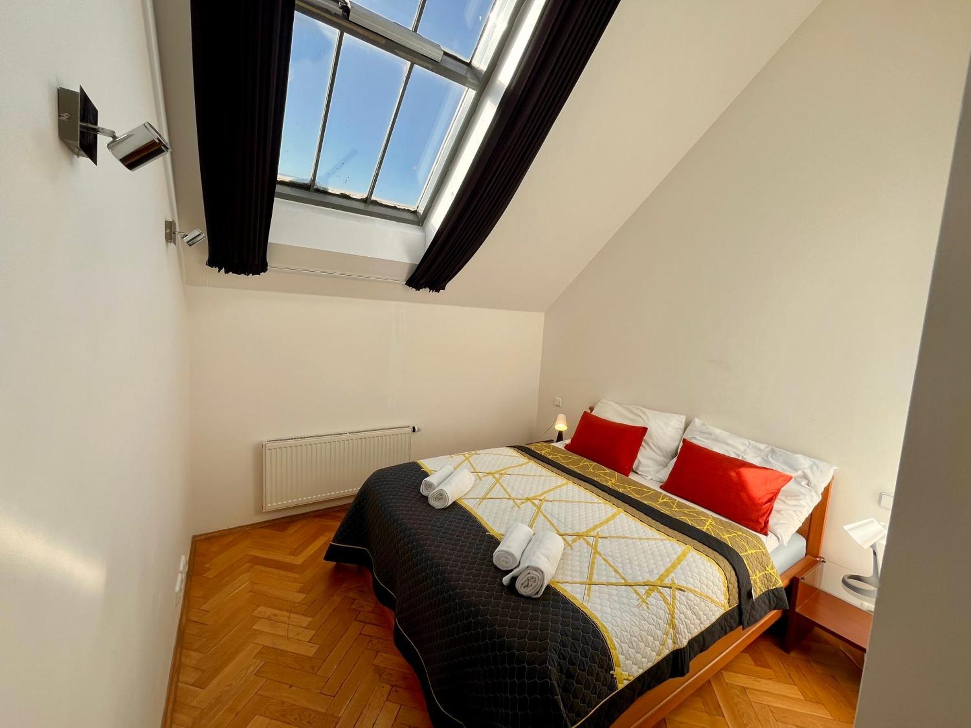 Riverbridge Apartments Praga Exterior foto